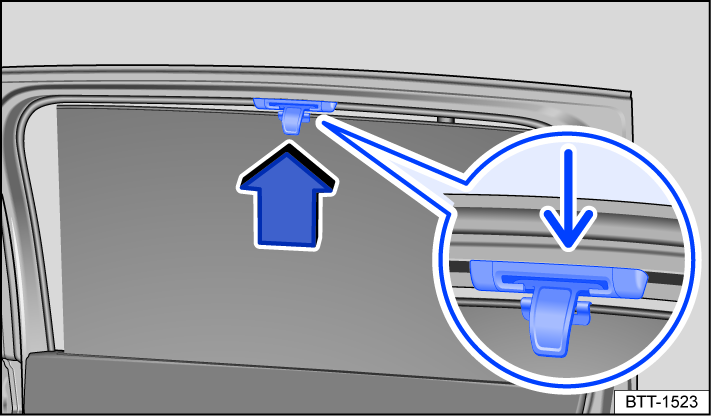 Fig. 101 In the right rear window: sunshade.