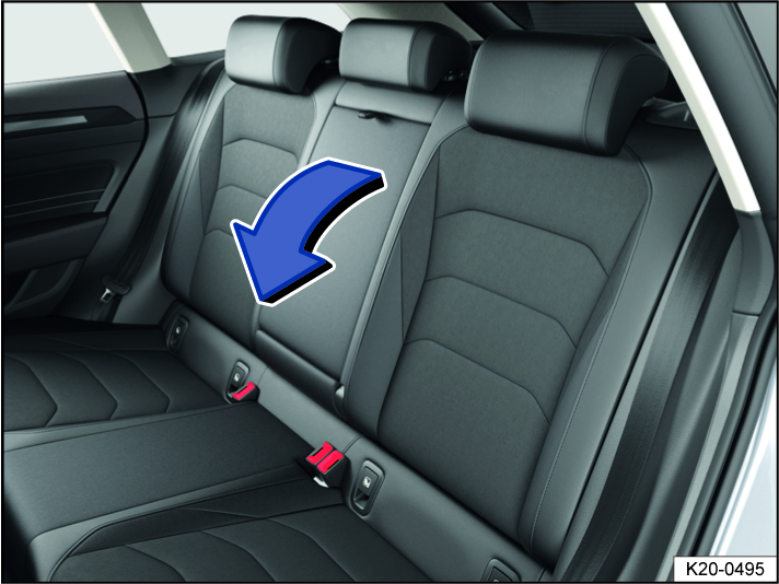 Fig. 71 Folding center armrest in the rear.