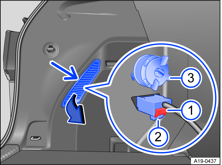 Fig. 172 Side of the luggage compartment: removing the taillight.